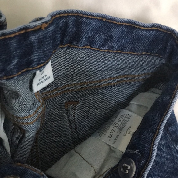 🩳 2 Old Navy Toddler Girl Denim Shorts 5T - Picture 8 of 10